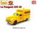 La Peugeot 203 C8 du cirque Pinder en miniature Ixo Models au 1/43e