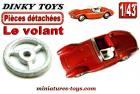 Le volant en métal non peint de la Maserati 2000 miniature Dinky Toys au 1/43e