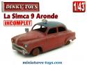 La Simca 9 Aronde Taxi miniature de Dinky Toys au 1/43e incomplète