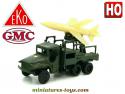 Le GMC CCKW M35 lance missile en miniature militaire Eko au 1/88e H0 HO