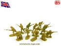 Un lot de 14 soldats anglais WW II issus de moules Matchbox China au 1/32e
