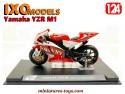 La moto Yamaha YZR M1 n°7 de Carlos Checa miniature Ixo Models au 1/24e