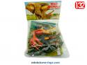 Un ensemble Wild Animals d'animaux du Zoo en plastique au 1/32e