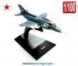 Le chasseur russe de combat Yak 38 en avion miniature au 1/100e